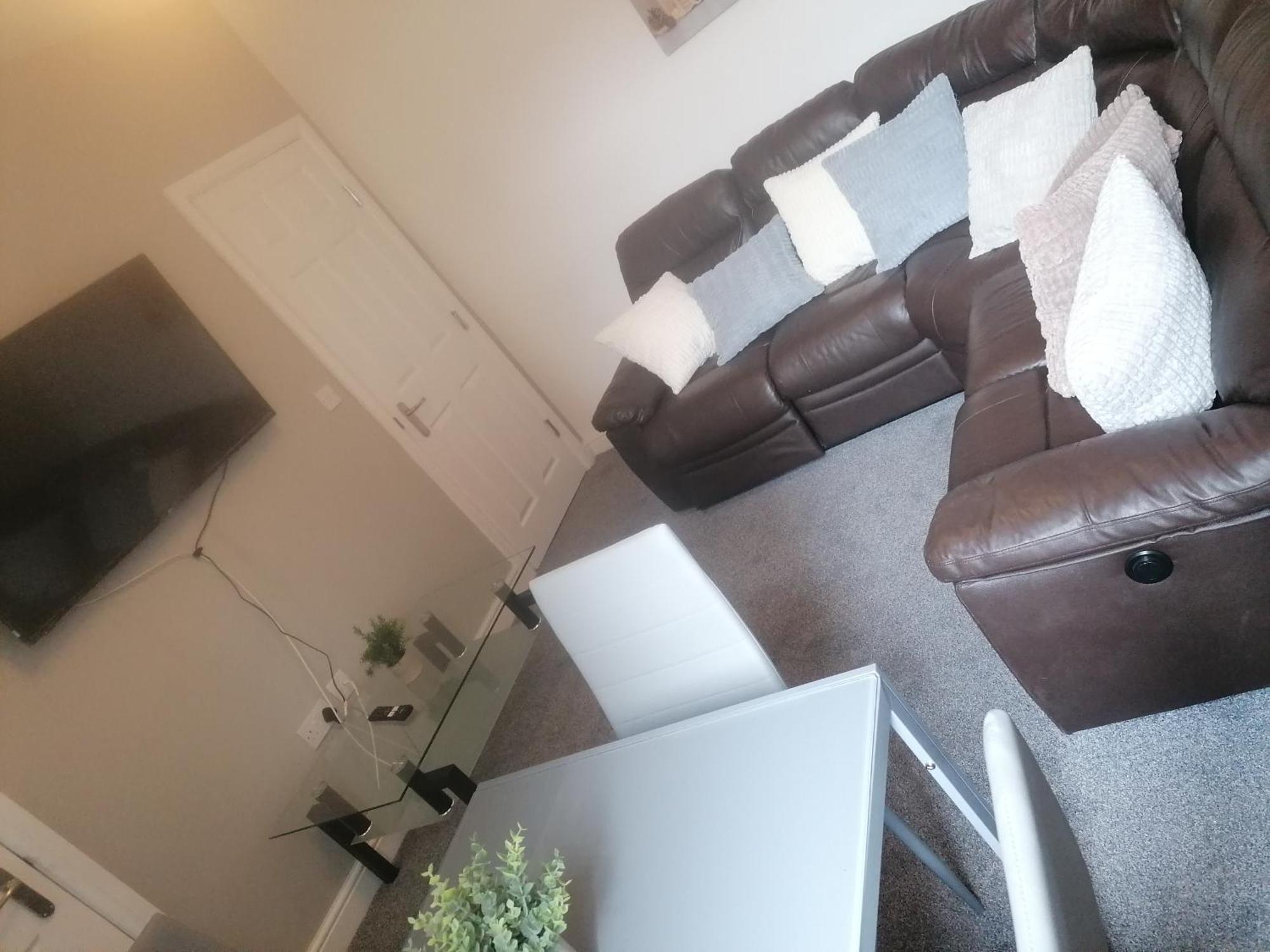 Rossy Home Of Relaxations Stoke-on-Trent 외부 사진
